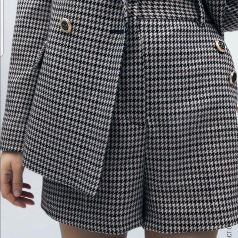 ZARA HOUNDSTOOTH SHORTS